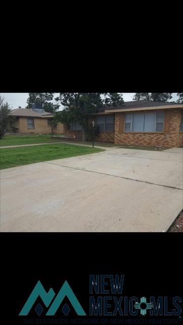 710 E Yucca Dr, Hobbs, NM 88240 - photo 1