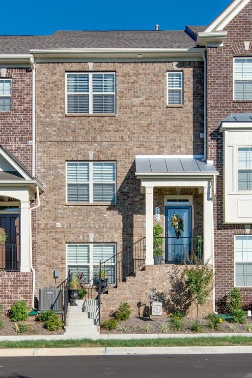 1310 N Main St, Shelbyville, TN 37160 - photo 1