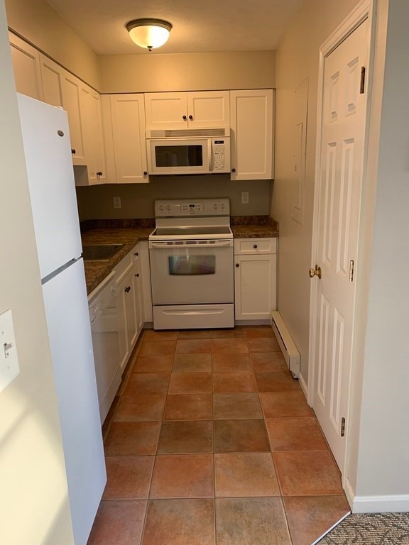 249 Main St unit 2-3, Rutland, MA 01543 - photo 1