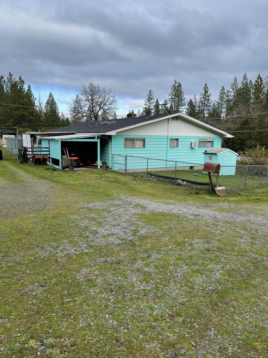 3860 New Hope Rd, Grants Pass, OR 97527 - photo 1