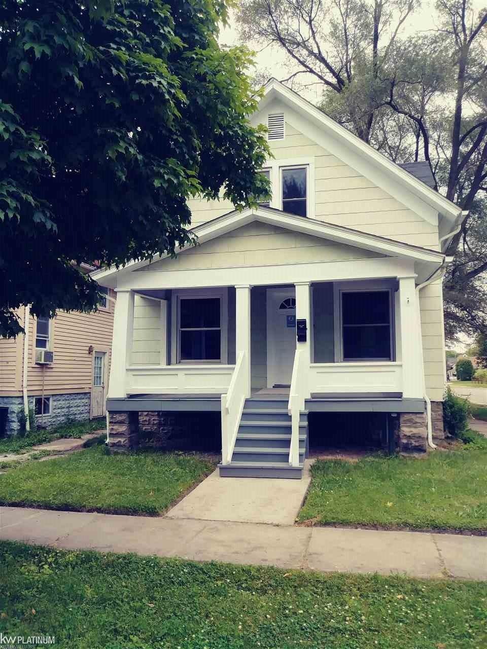 750 15th St, Port Huron, MI 48060 - photo 1