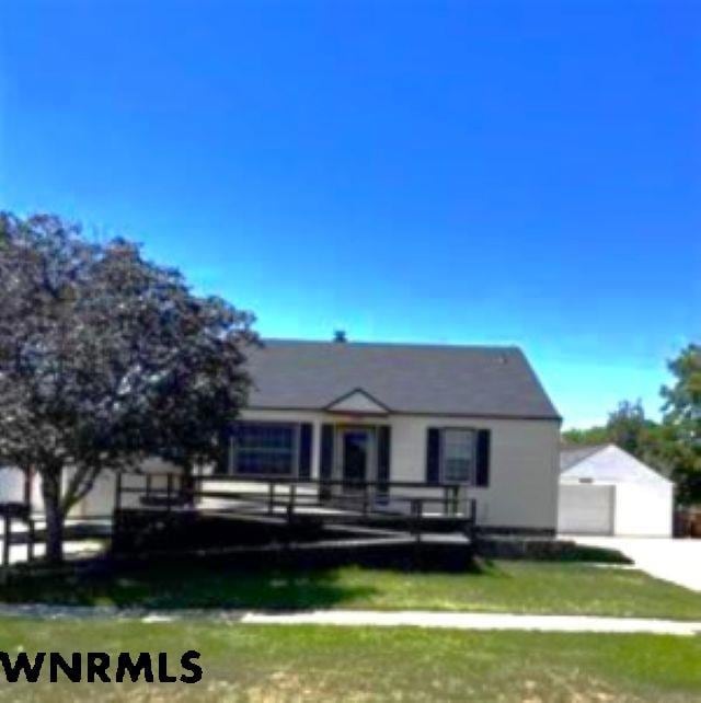 1410 Bryant Ave, Scottsbluff, NE 69361 - photo 1