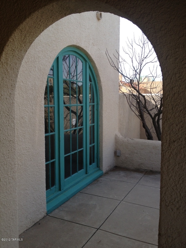 2304 E 6th St, Tucson, AZ 85719 - photo 1