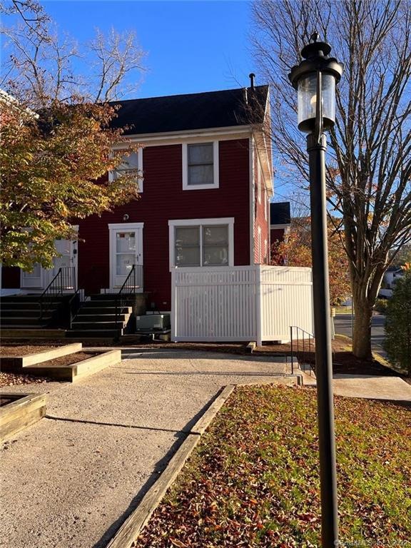 7 Dean St unit 1-112, Danbury, CT 06810 - photo 1