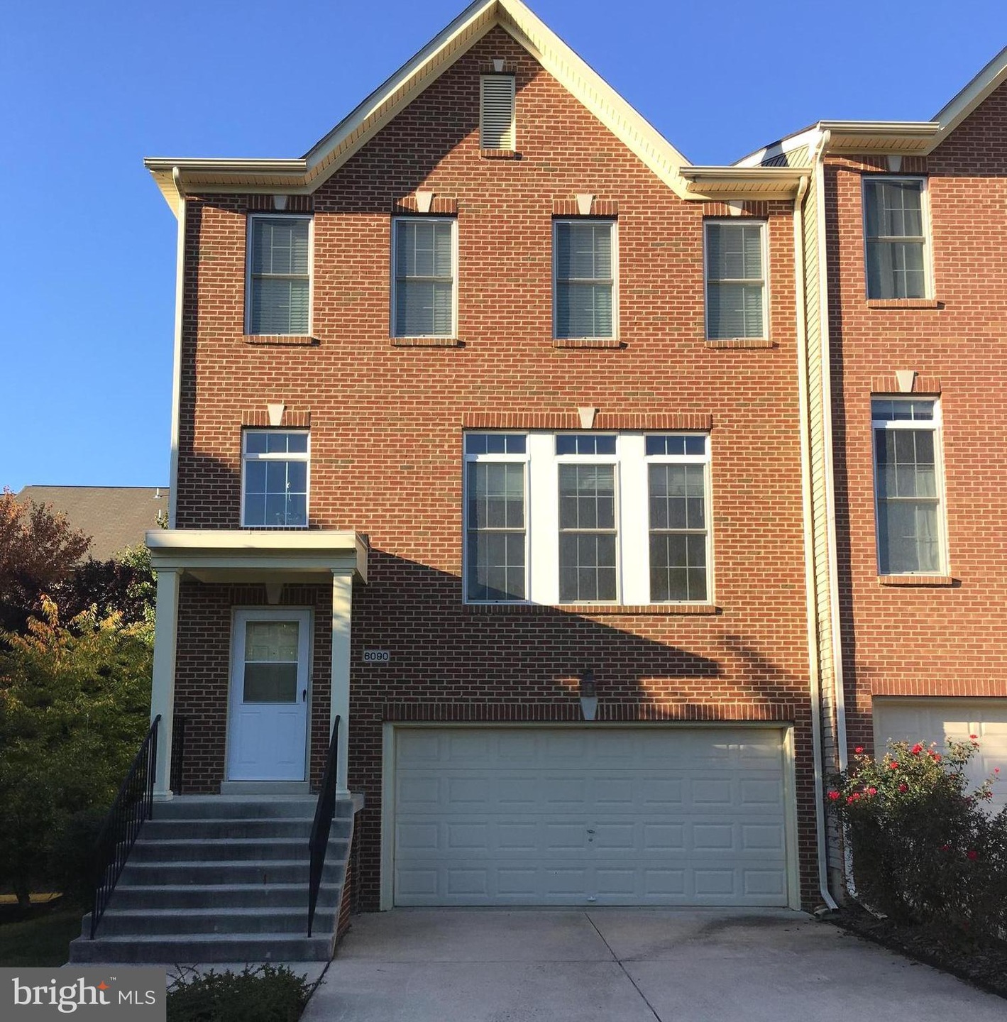 6090 Madison Park Dr, Falls Church, VA 22041 - photo 1