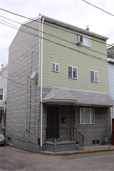 Great location. End-Row home.