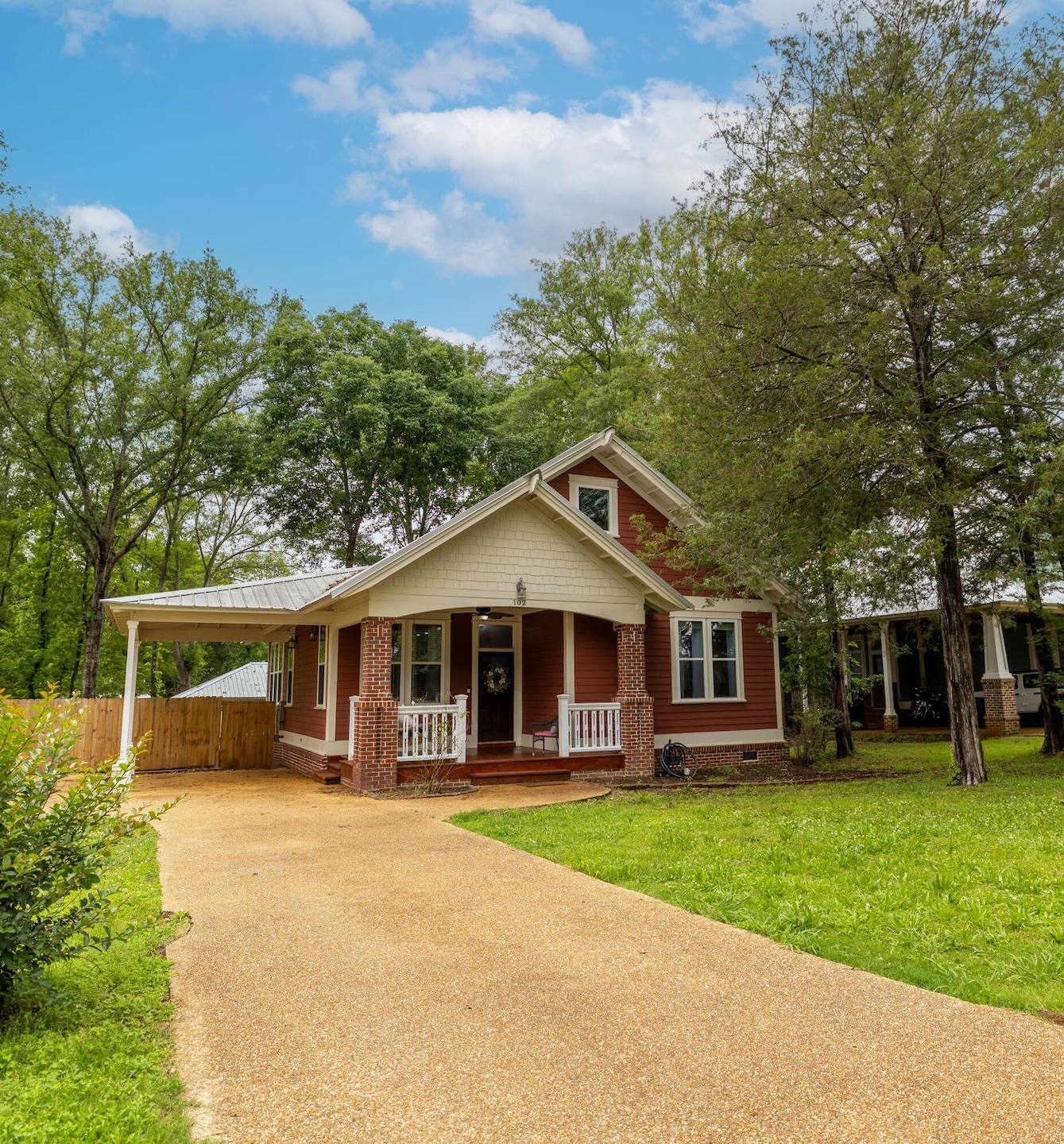 Under Contract $419,000