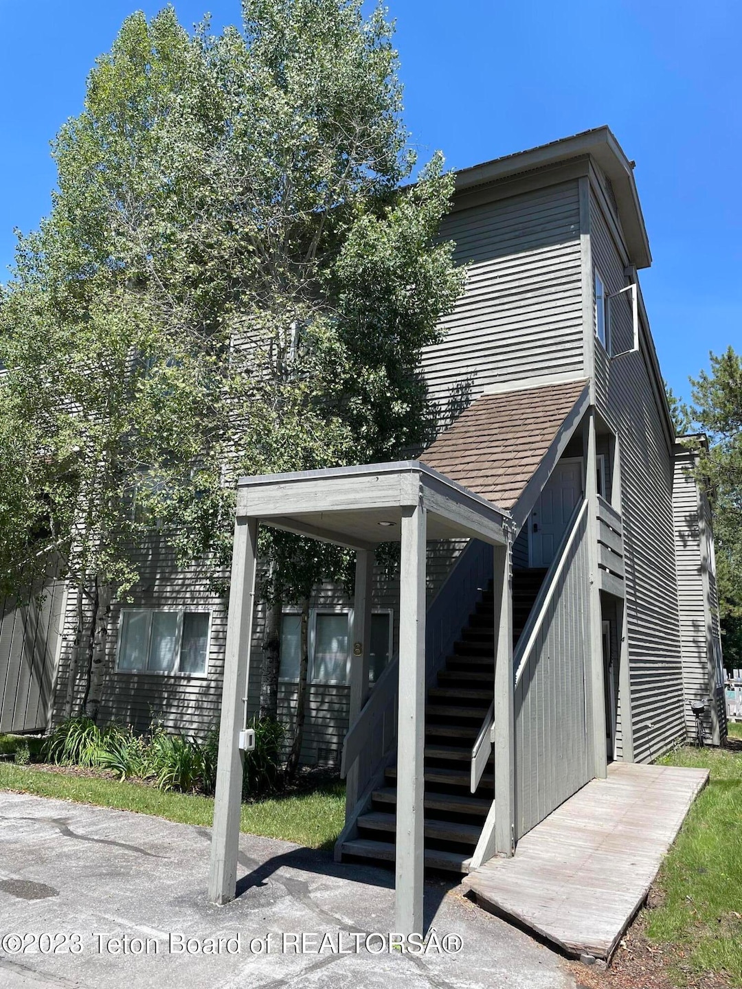 Sold • Co-Listing Agent