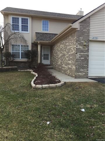 28709 Bayberry Court W