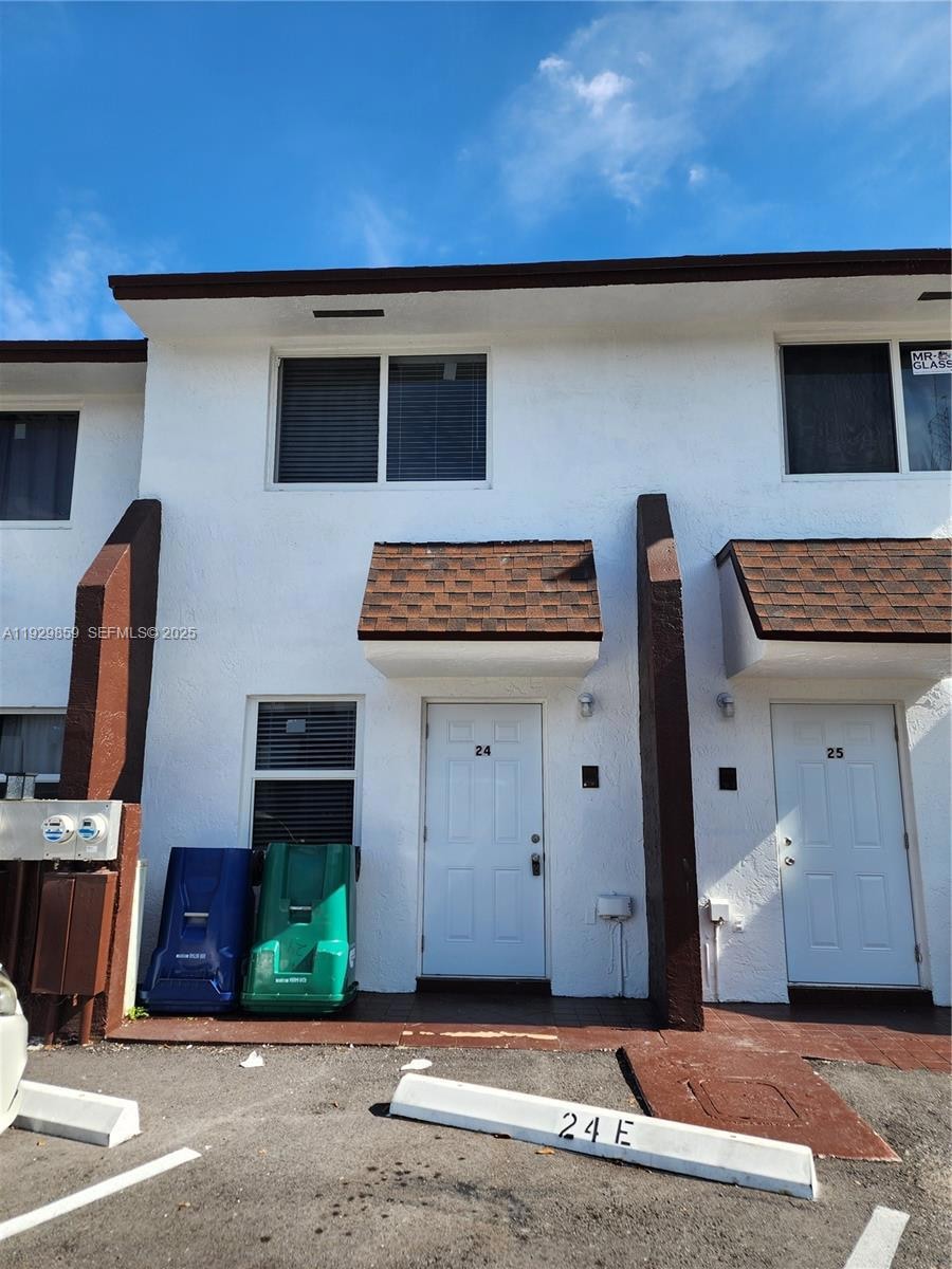 401 SW 109th Ave unit 24, Miami, FL 33174 - photo 1