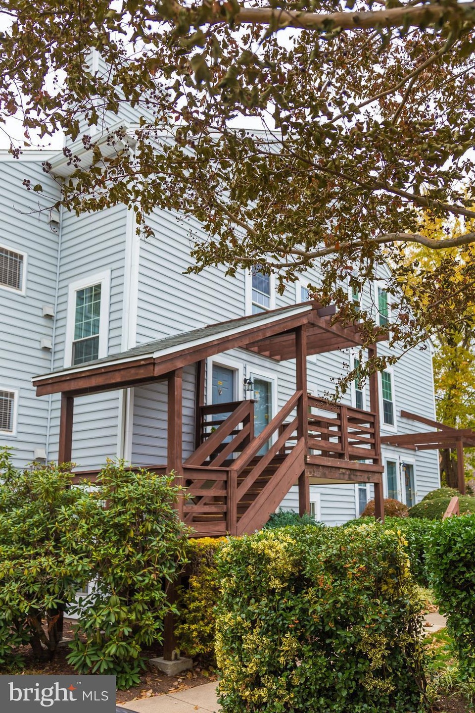 10002 Oakton Terrace Rd unit 10002, Oakton, VA 22124 - photo 1