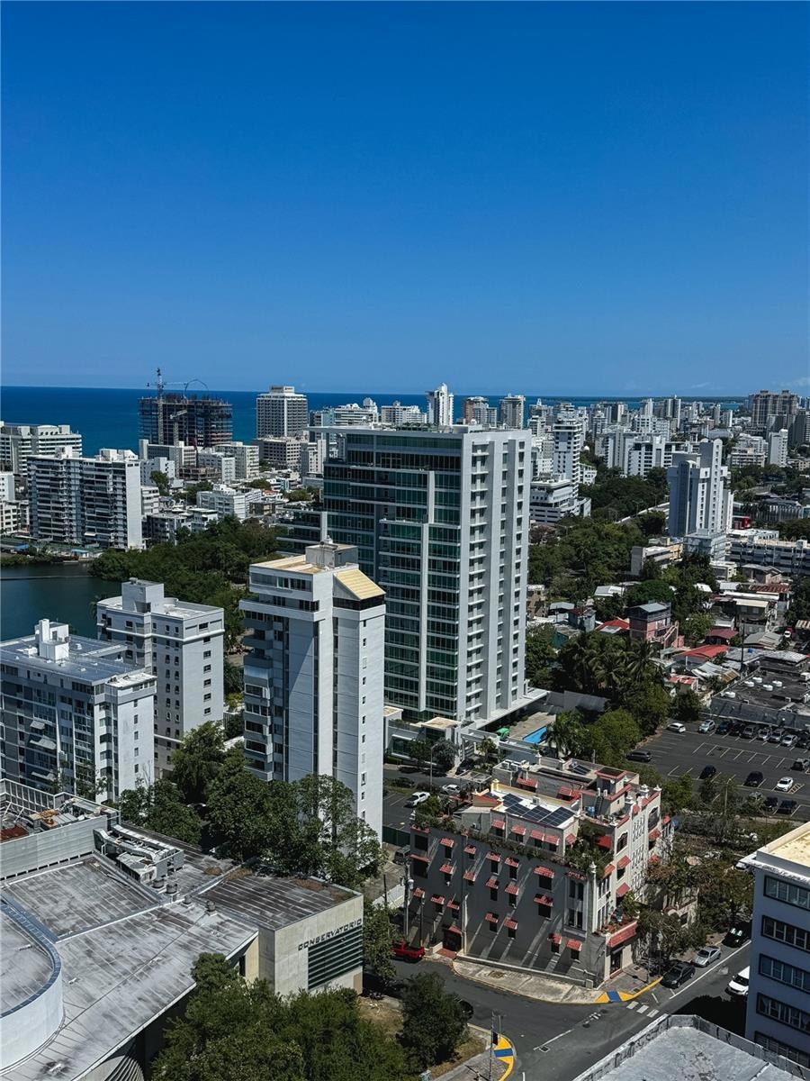 954 Miramar Plaza Condominium Ponce de Leon Ave unit 22-D, San Juan, PR 00907 - photo 1