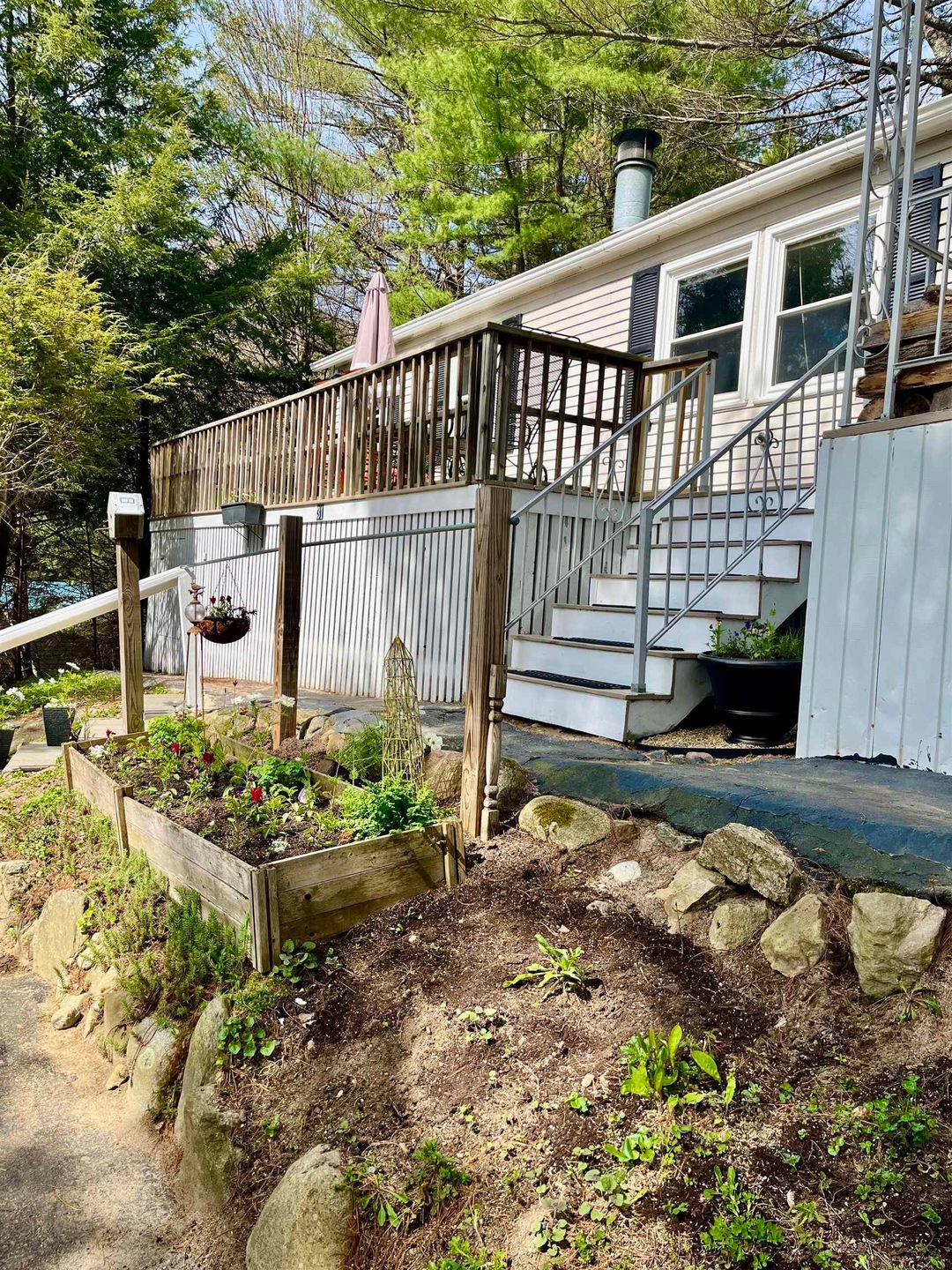 31 Juniper Dr, Center Tuftonboro, NH 03816 - photo 1