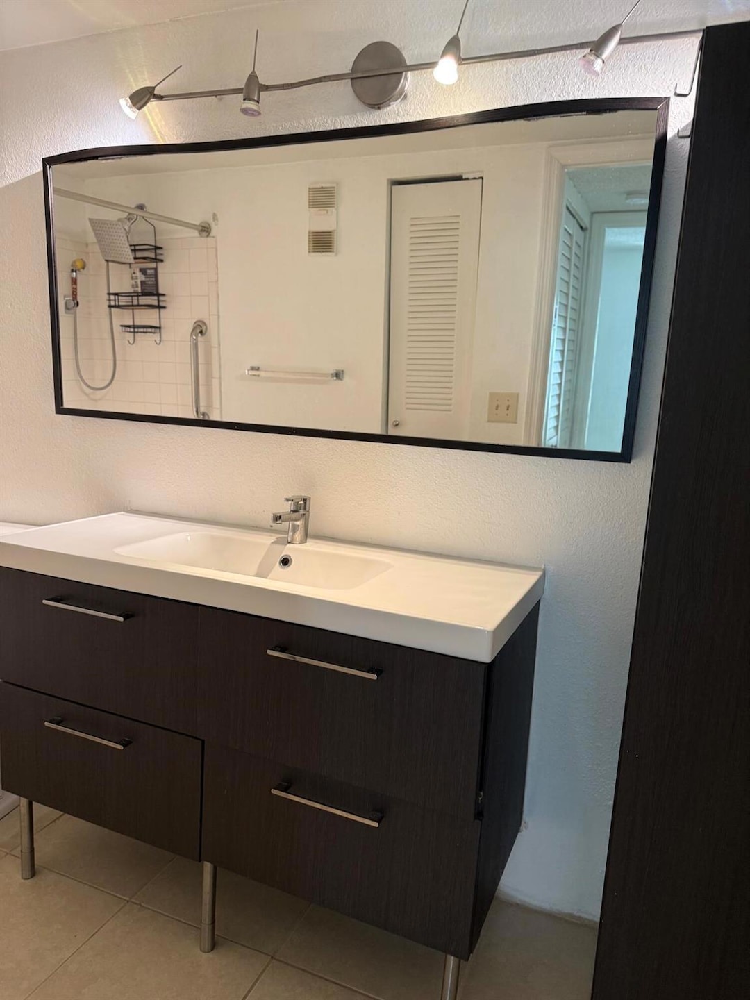 For Rent $1,600/month