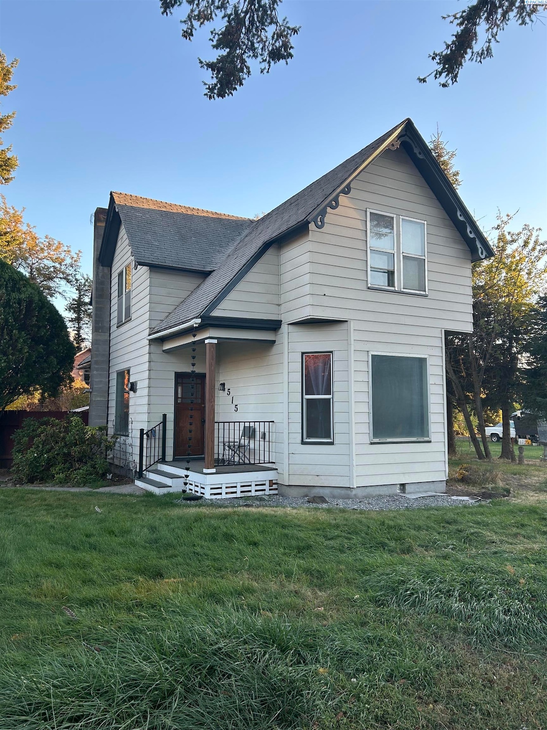 515 N 3rd St, Dayton, WA 99328 - photo 1