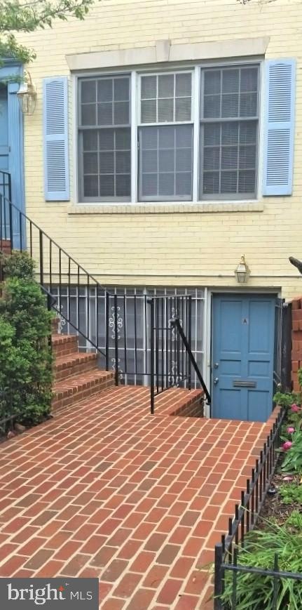 1747 18th St NW unit 5, Washington, DC 20009 - photo 1