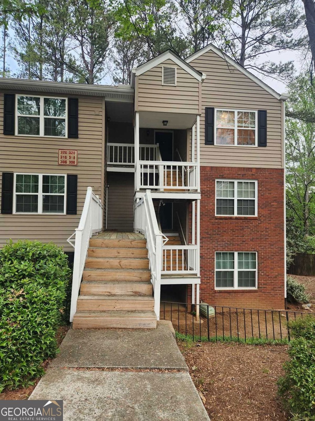 306 Teal Ct, Roswell, GA 30076 - photo 1