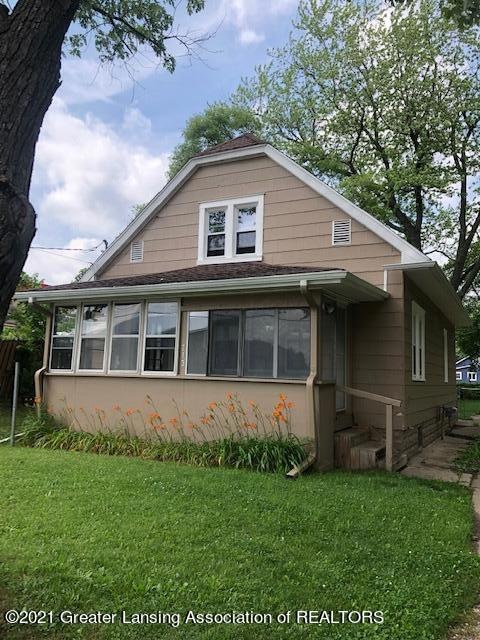 713 Orchard Glen front