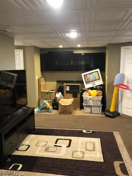 1150 St George A31a031 unit A31, Linden City, NJ 07036 - photo 1