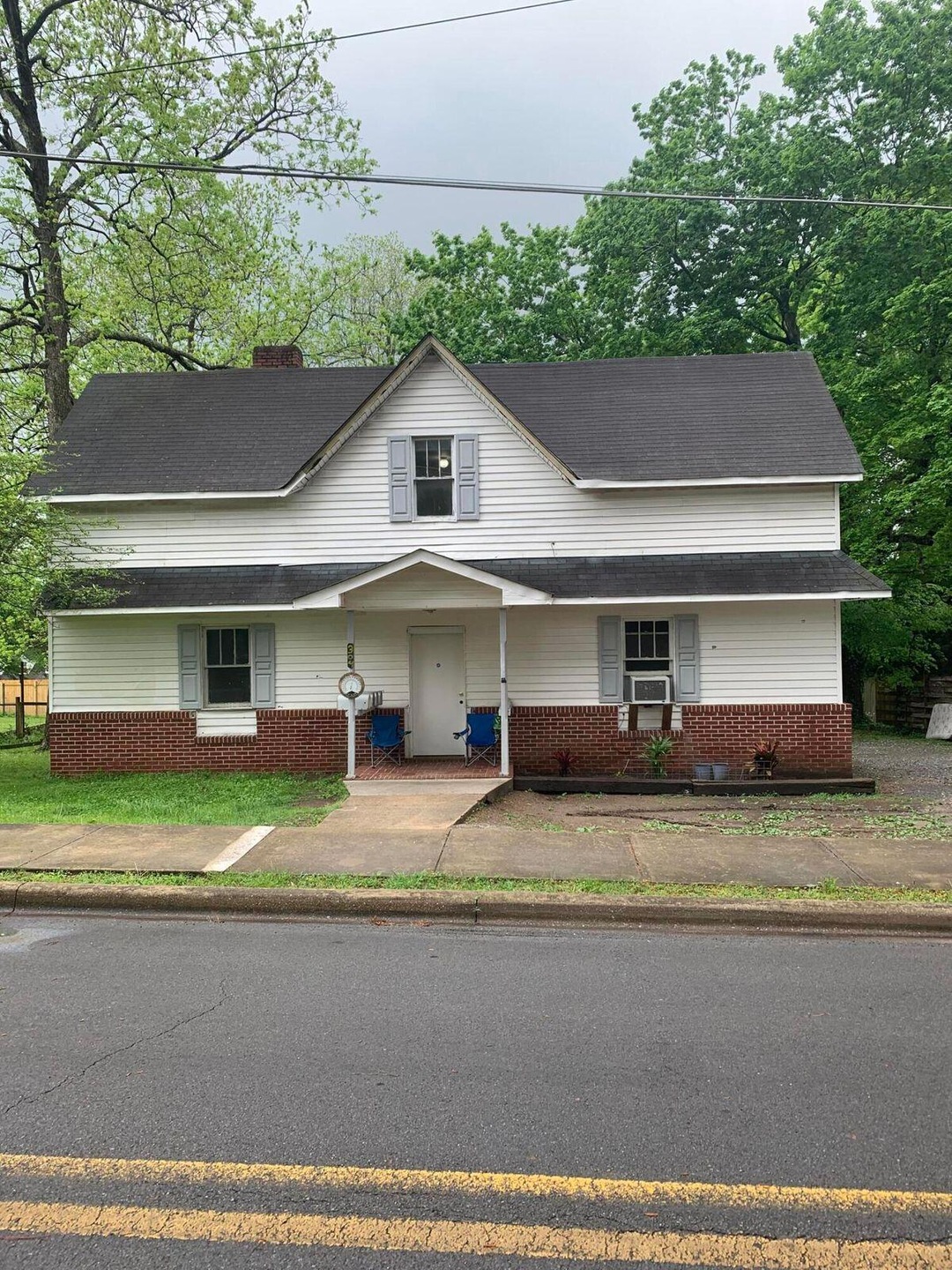 304 cherokee st