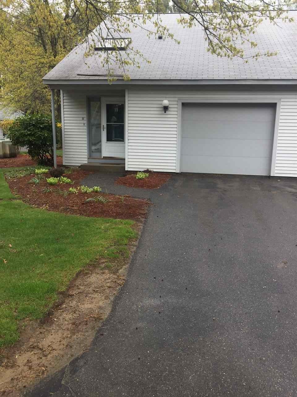 11 Highland Green unit 11, Merrimack, NH 03054 - photo 1