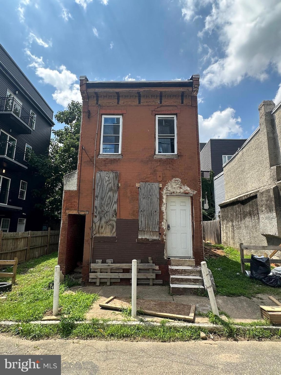 Under Contract $104,900