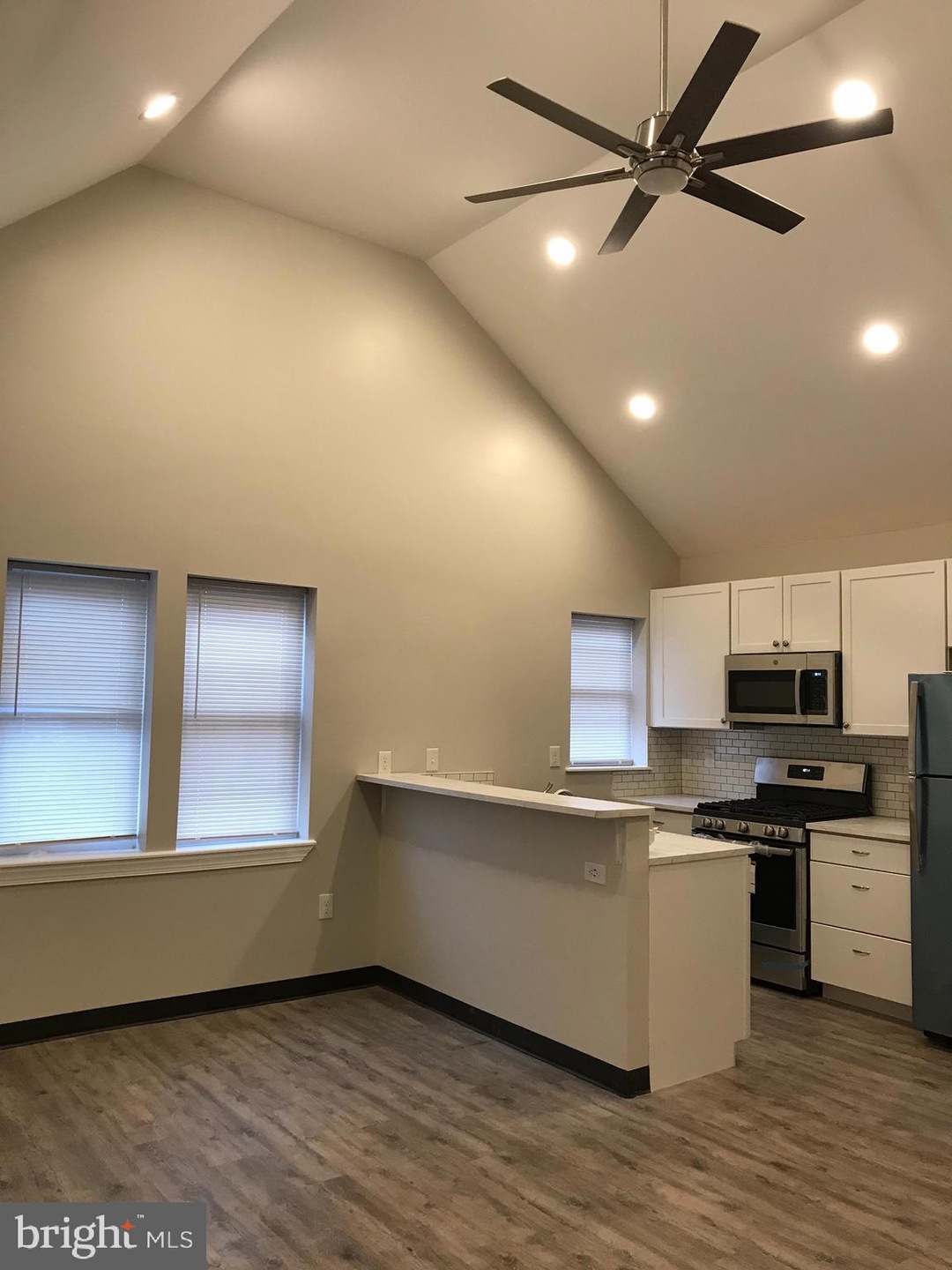 6127 Macbeth Dr unit 2, Baltimore, MD 21239 - photo 1