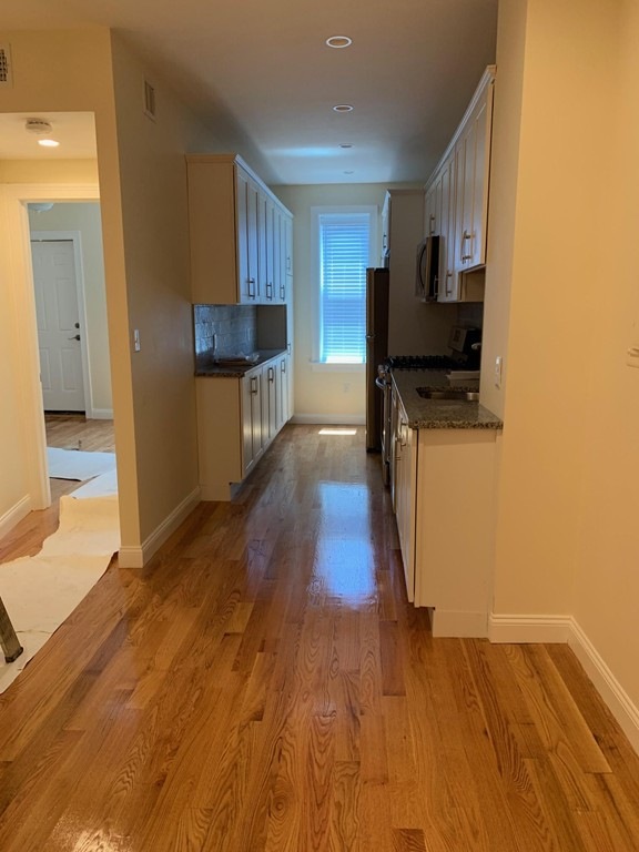 23 Clark St unit 7, Boston, MA 02109 - photo 1
