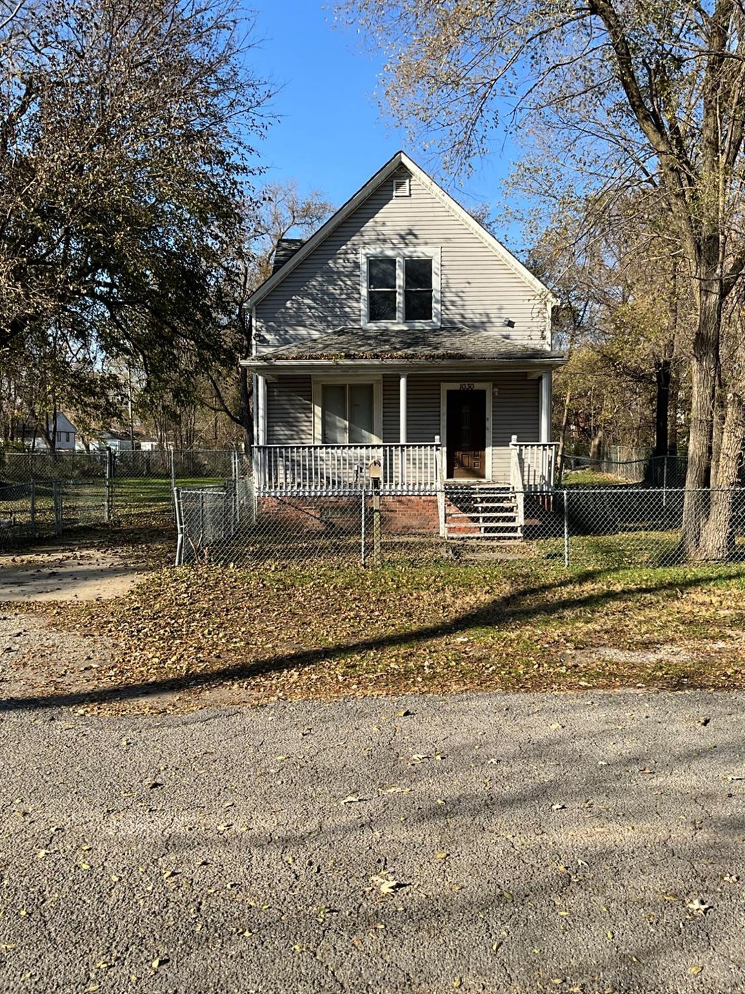 1030 Ellsworth St, Gary, IN 46404 - photo 1