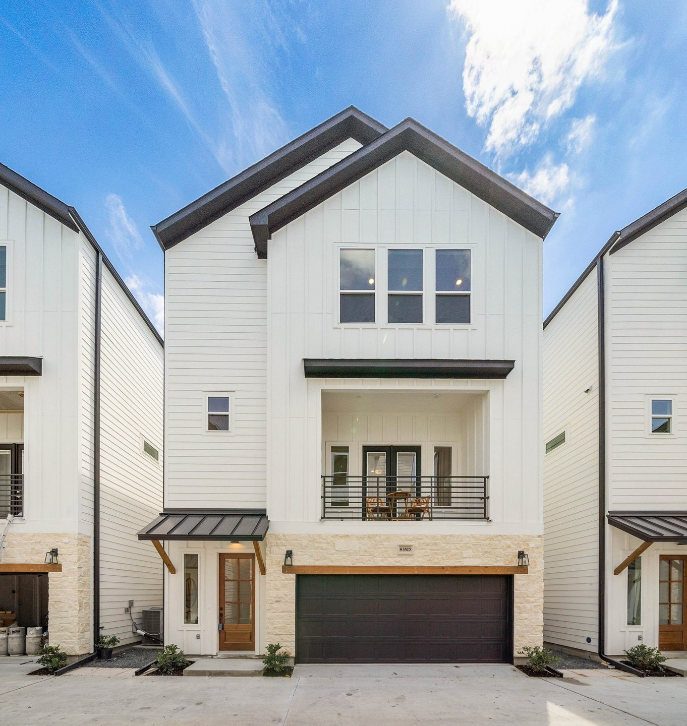 837 Fisher St unit D, Houston, TX 77018 - photo 1