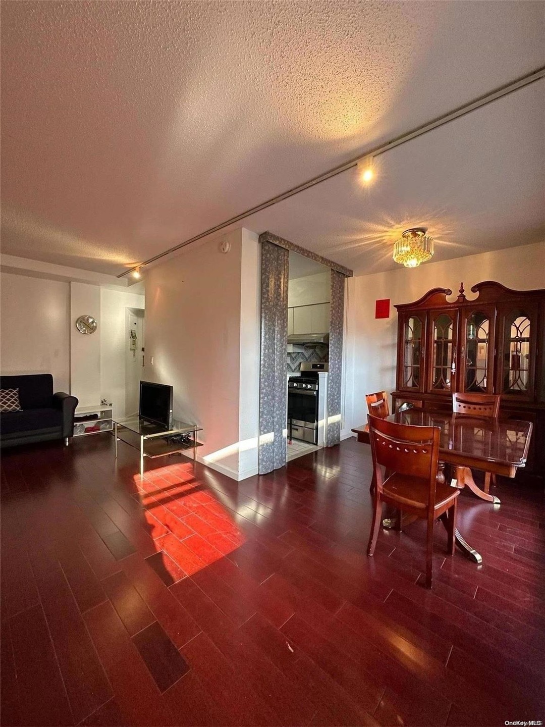 147-20 35th Ave unit 5A, Flushing, NY 11354 - photo 1