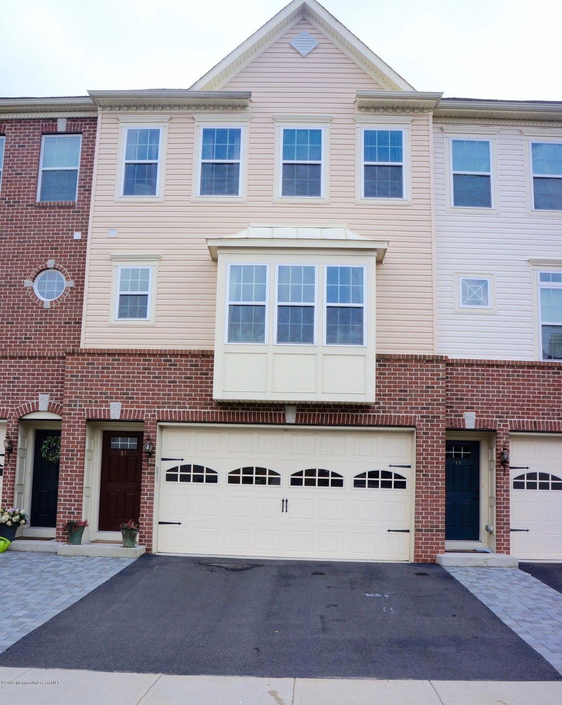 21 Pate Dr, Middletown, NJ 07748 - photo 1