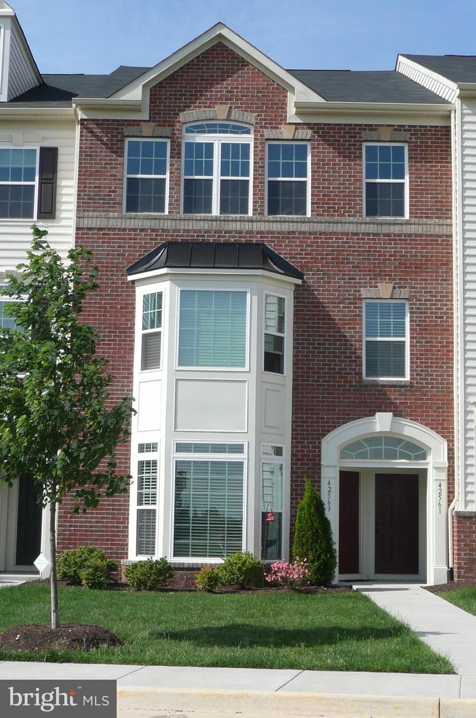 42561 Burbank Terrace, Sterling, VA 20166 - photo 1