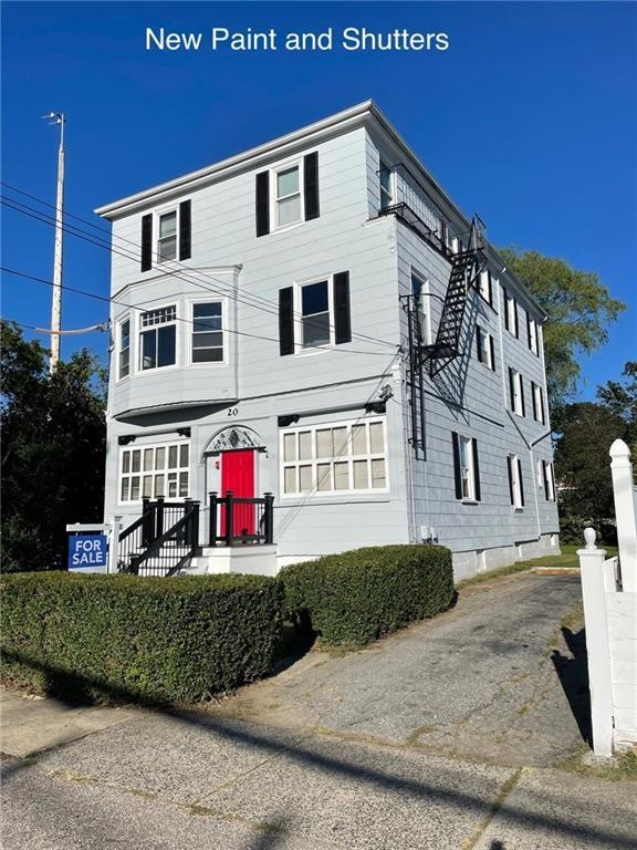 20 Middleton Ave unit 5, Newport, RI 02840 - photo 1