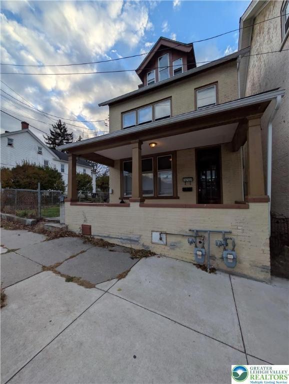 For Rent $1,650/month • Co-Listing Agent