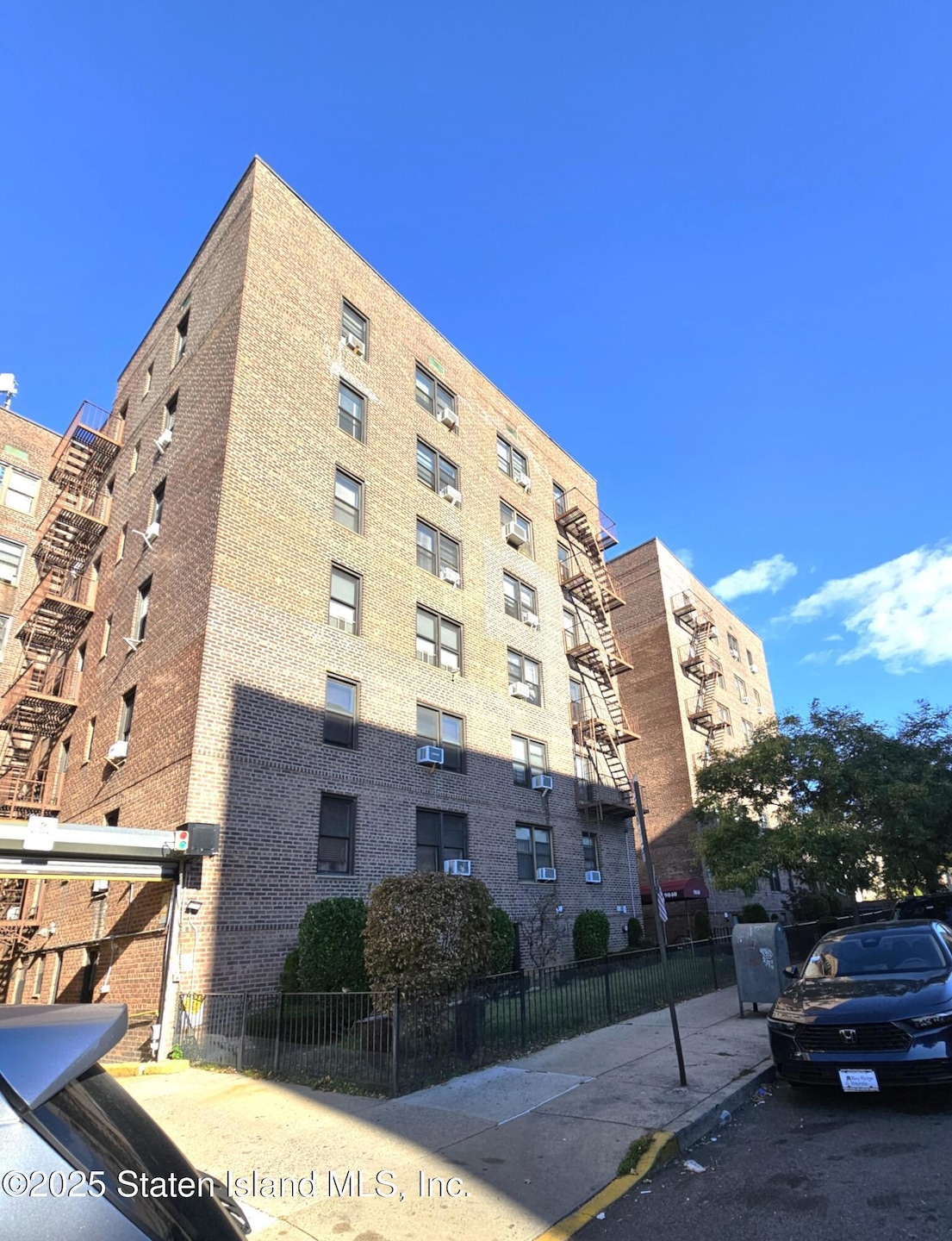 9040 Fort Hamilton Pkwy unit 3K, Brooklyn, NY 11209 - photo 1