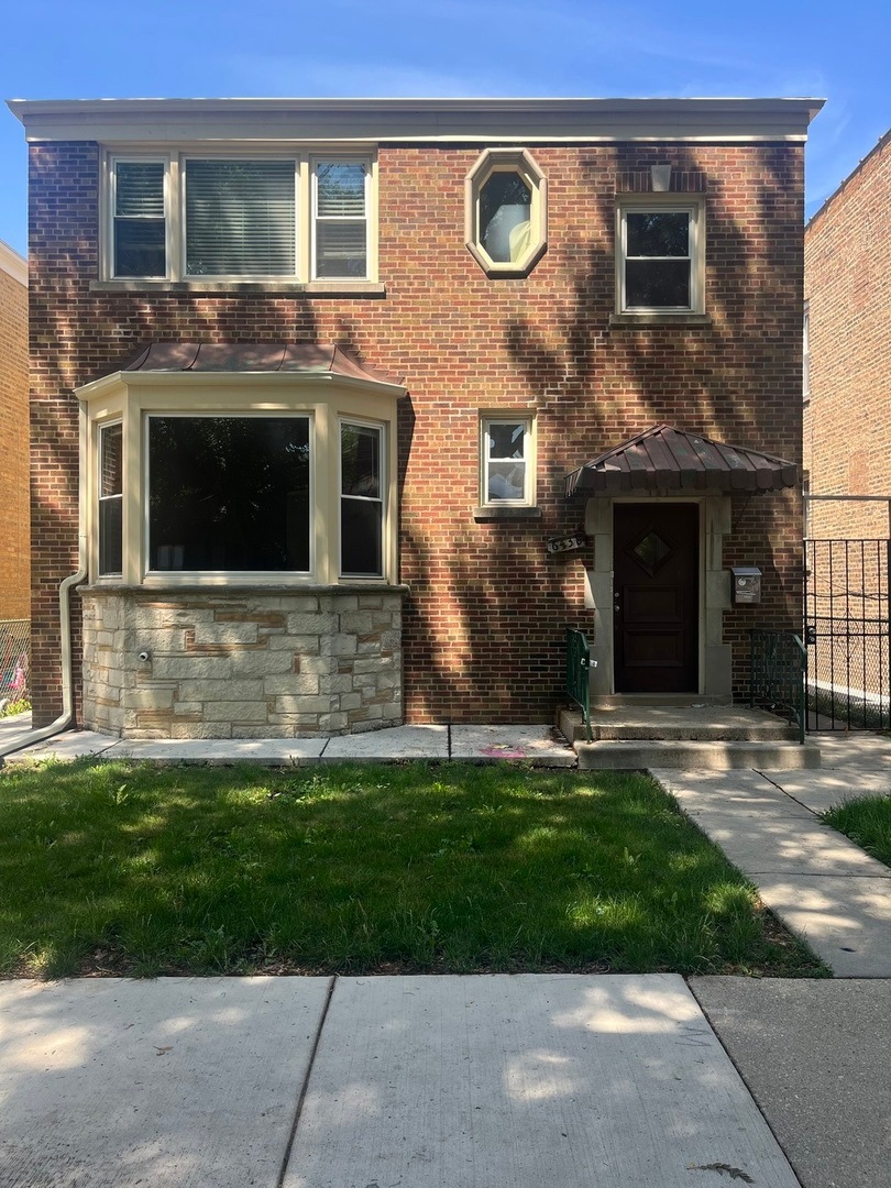 6438 N Fairfield Ave unit 1, Chicago, IL 60645 - photo 1