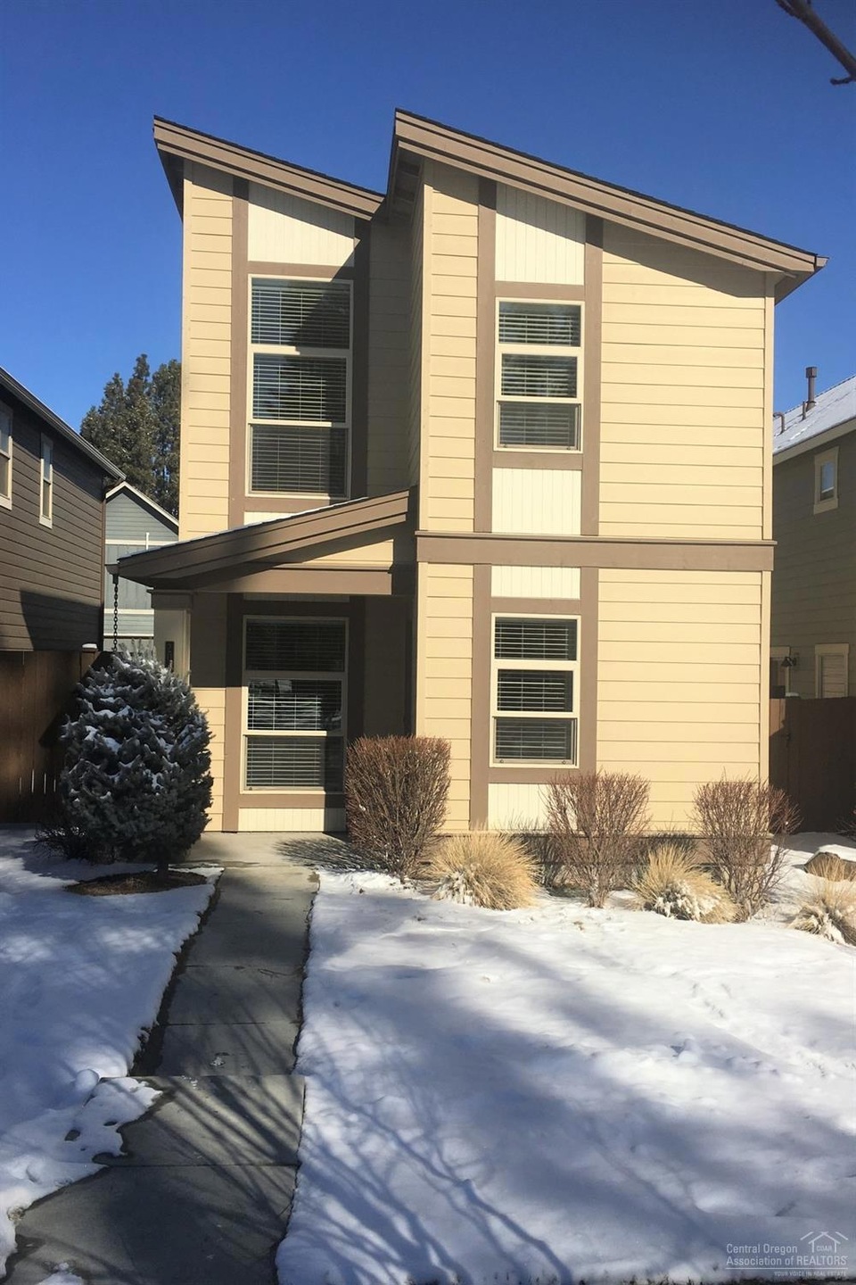 20260 Badger Rd, Bend, OR 97702 - photo 1