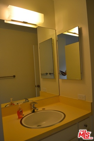 2nd Bathroom