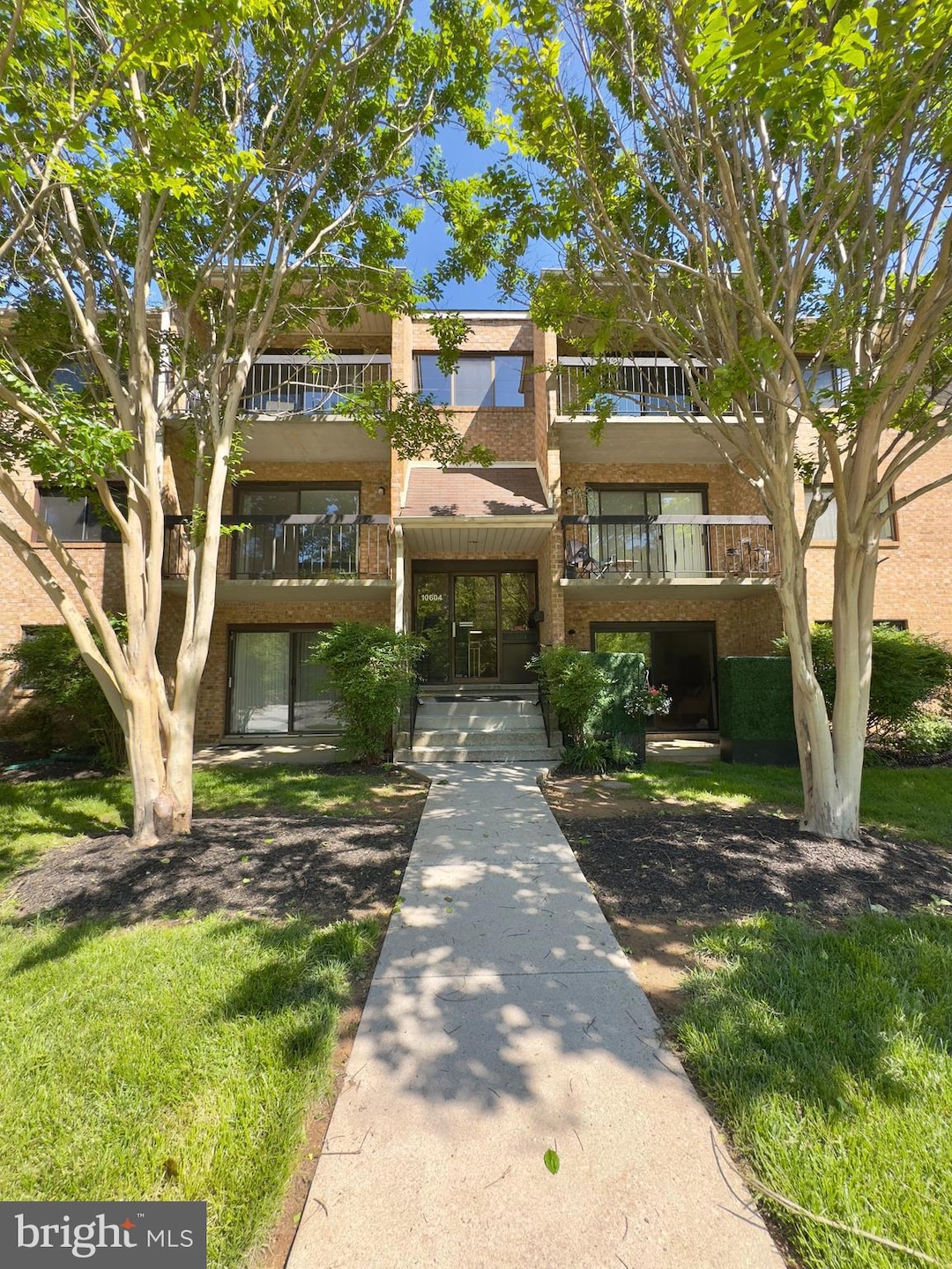 For Rent $1,675/month