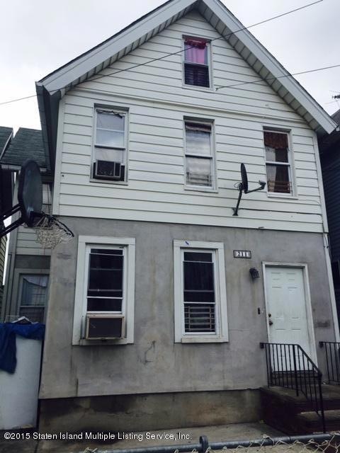 211 Jewett Ave, Staten Island, NY 10302 - photo 1
