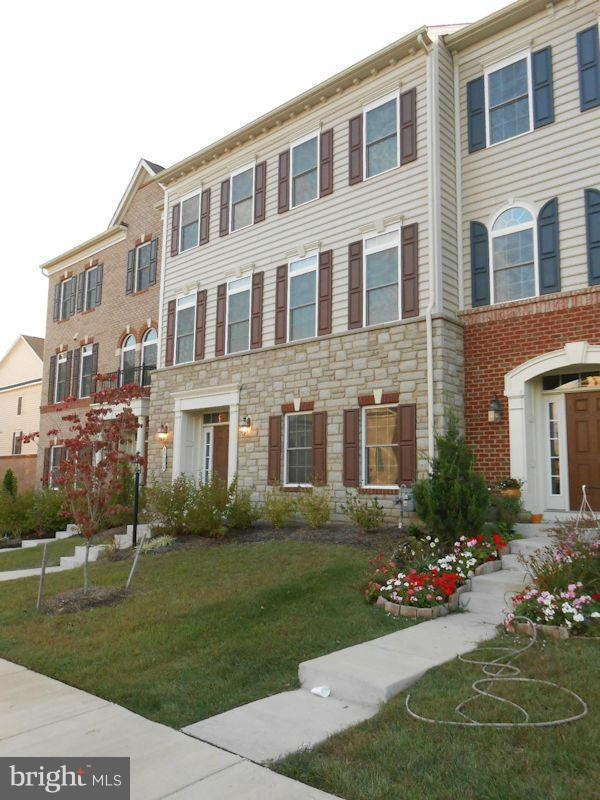 25078 Becerra Terrace, Chantilly, VA 20152 - photo 1