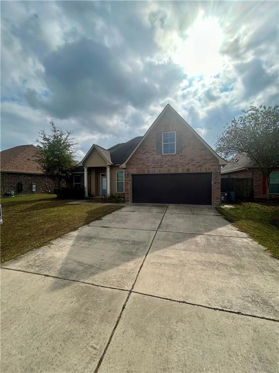 69317 Taverny Ct, Madisonville, LA 70447 - photo 1