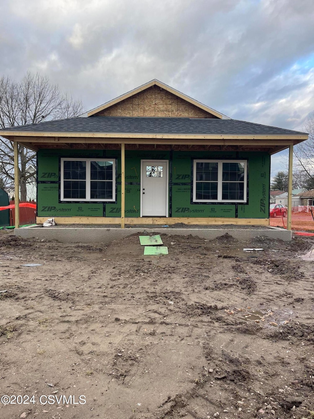 605 E 3rd St, Nescopeck, PA 18635 - photo 1