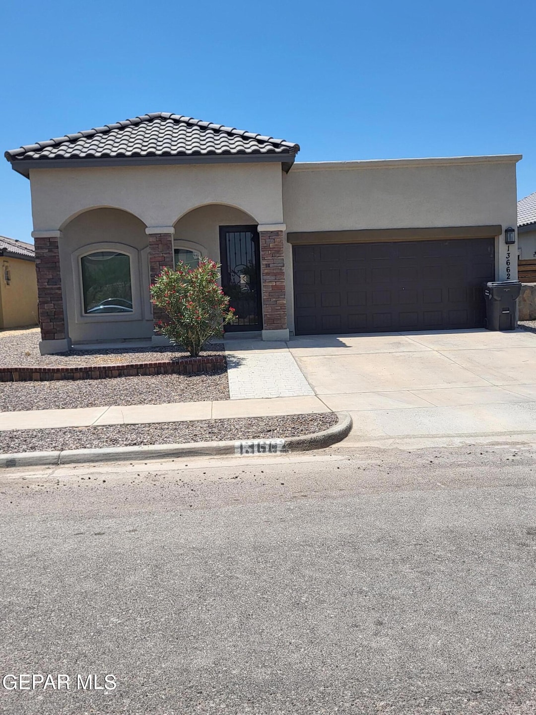 13662 Bradford St, Horizon City, TX 79928 - photo 1