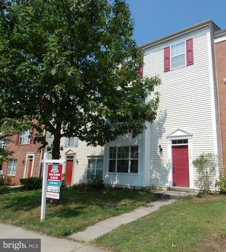 9302 Frensham Ct, Laurel, MD 20708 - photo 1