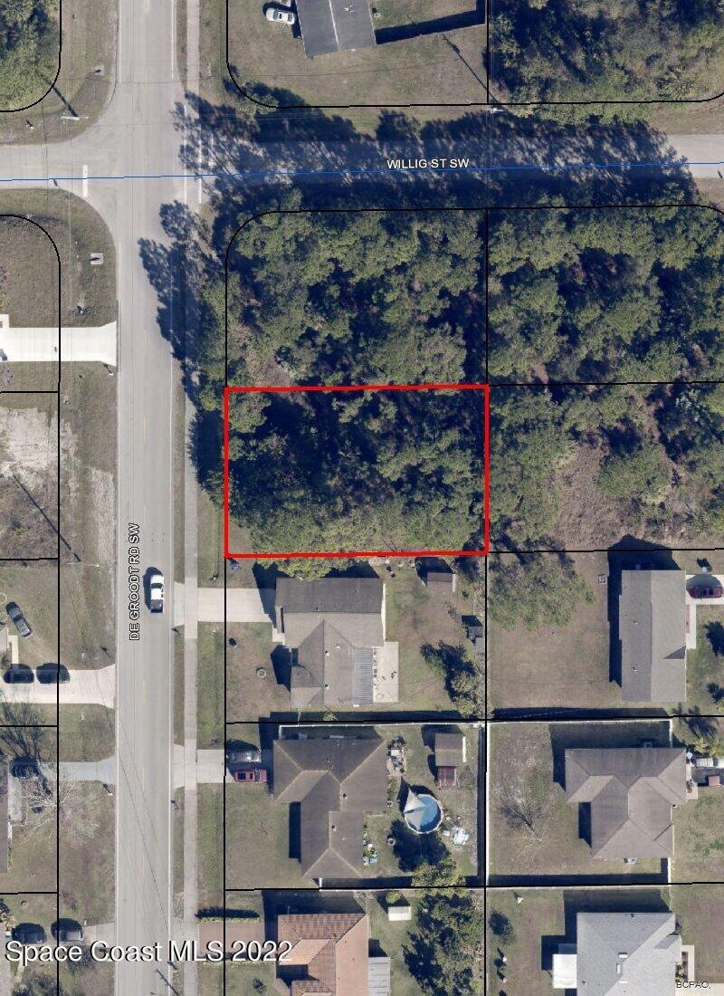 659 DeGroodt Rd. SW