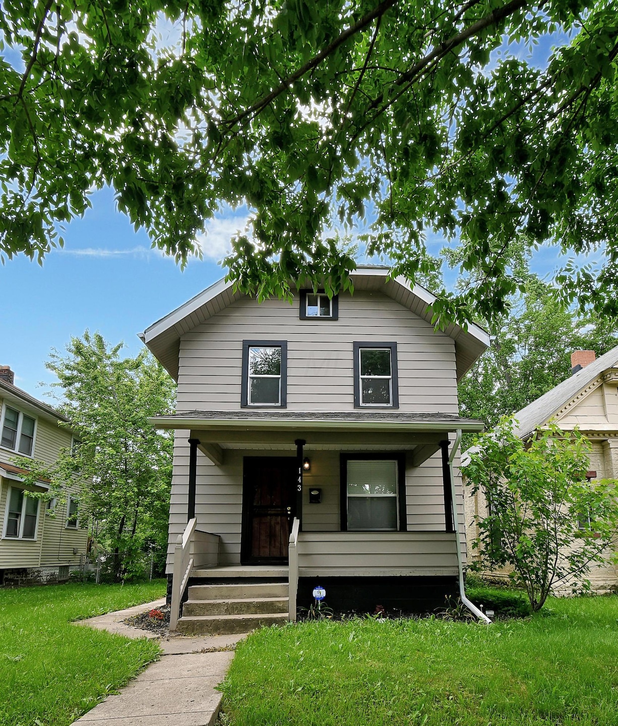 143 Clarendon Ave. Columbus OH 43223-1