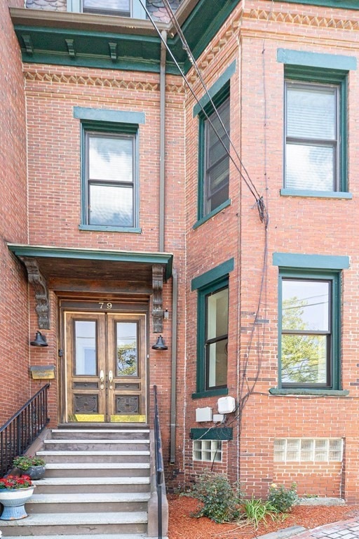 79 Fort Ave unit 1, Roxbury, MA 02119 - photo 1