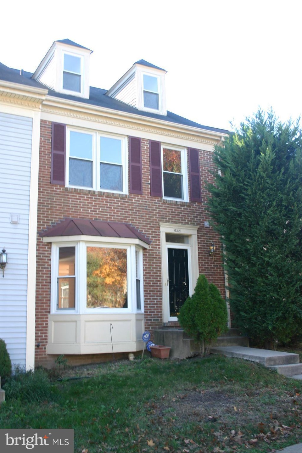 6321 Mary Todd Ct, Centreville, VA 20121 - photo 1